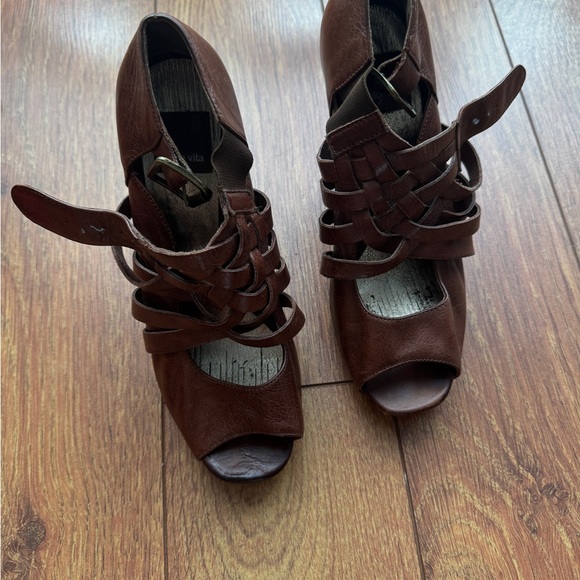 Dolce Vita sandals - Picture 3 of 3